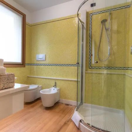 Guest house Domus 3*