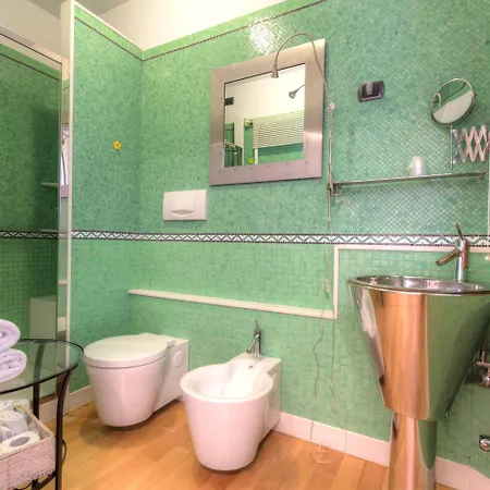Pensión Domus 3*